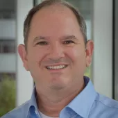 Dave Medeiros