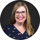 Melinda Headshot Round