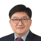 Kuntack Lee