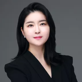Suji Kang