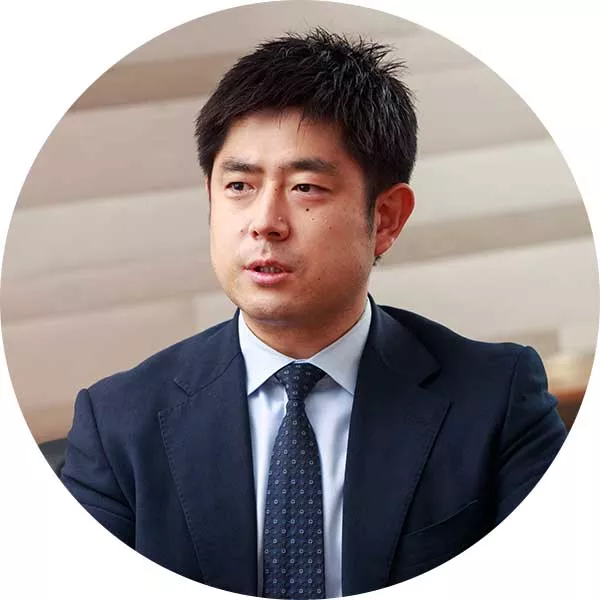 上野 一英氏
