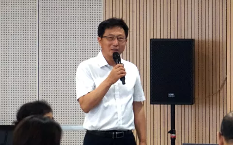 Zhang-Guoming-VP-NAUR