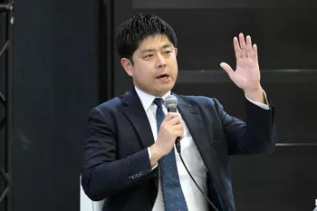 上野 一英氏