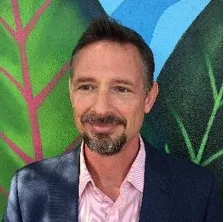 Stuart Schaag氏